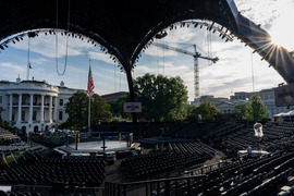 Should a UFC fight be held on the White House's South Lawn?