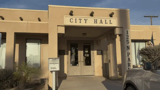 Are you in favor of the Calipatria city manager being reinstated?